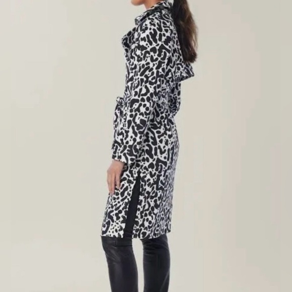 REVOLVE BRAND: LITA by CIARRA Amour King Cheetah Print
Trench Coat. NWOT - Picture 2 of 11